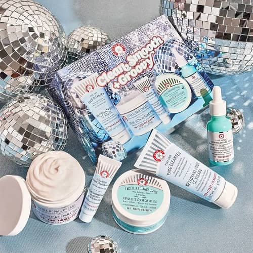 First Aid Beauty Clean, Smooth + Groovy Set 35.70 (107 value)